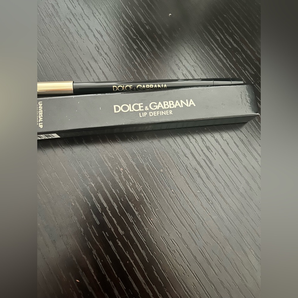 Dolce & Gabbana universal Lip Definer - Picture 6 of 6